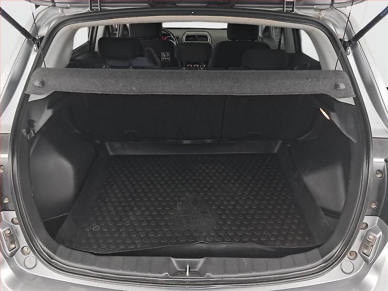 Mitsubishi ASX (2016) 2.2 DI-D, 4X4, Automat - fotka 14 z 18