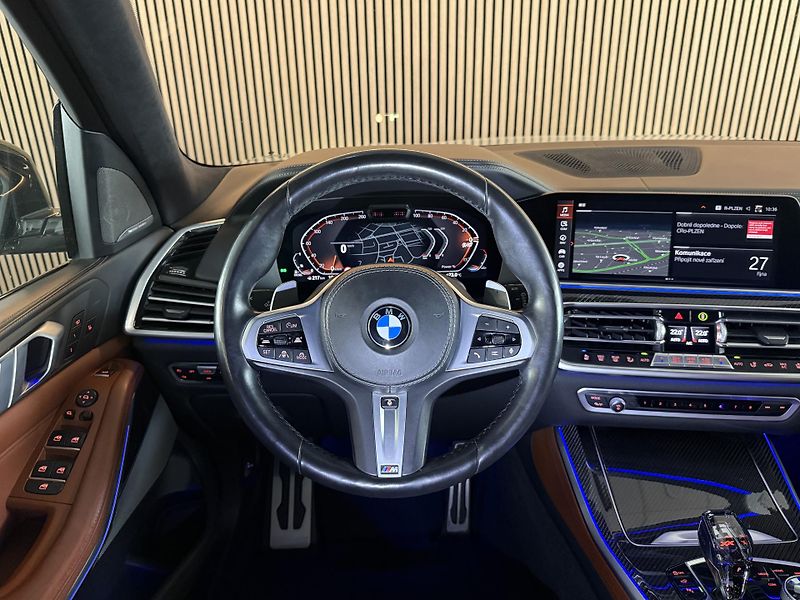 BMW X5 40d Individual Carbon Tažné CZ - fotka 20 z 41