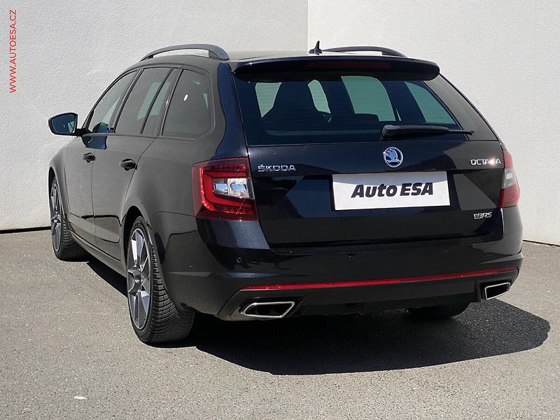Škoda Octavia (2017) 2.0 TDi, RS, LED, navi - fotka 6 z 17