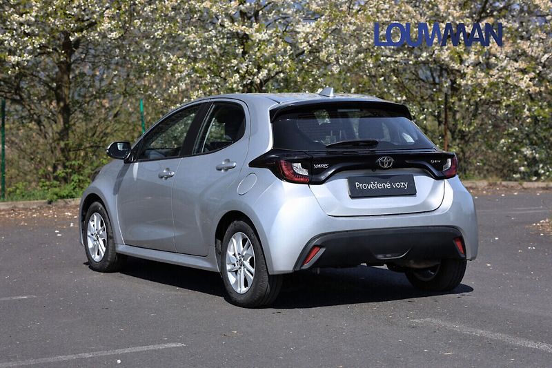 Toyota Yaris 1.5L HEV CVT  Comfort - fotka 22 z 23