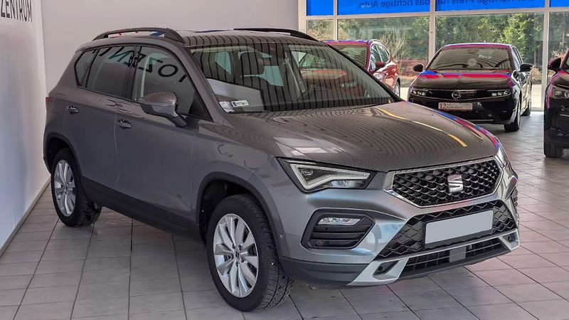 Seat Ateca 1.5 TSI Style DSG ACC Kamera - fotka 2 z 22