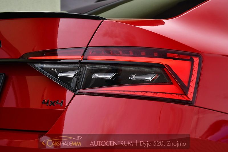 Škoda Superb 2.0TDi SPORTLINE 4X4 NEZ.TOP  - fotka 52 z 52