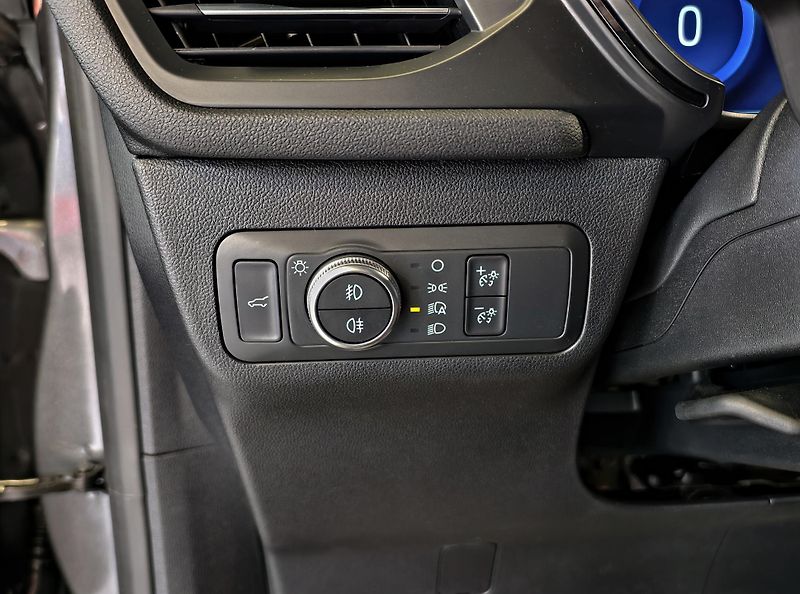 Ford Kuga 2.0 EcoBlue 140kW ST-Line 4x4 - fotka 26 z 28