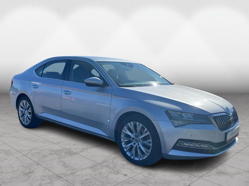 Škoda Superb 2.0 TDi DSG 7st. STYLE - fotka 6 z 26