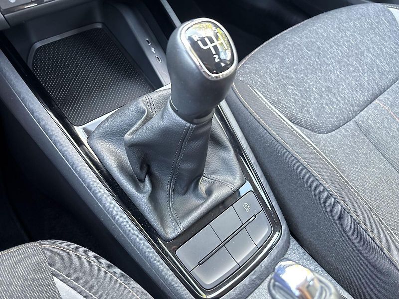 Škoda Kamiq (2023) 1.0 TSI Style - fotka 14 z 28