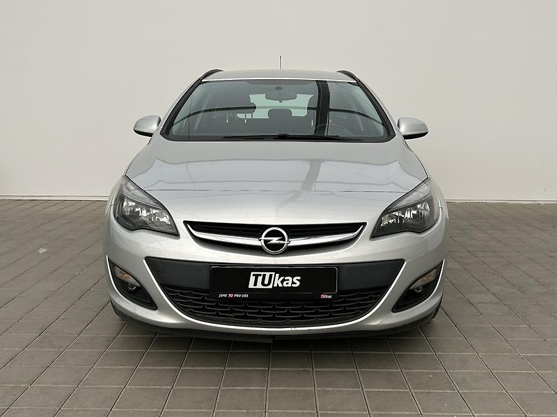 Opel Astra 1.6 CDTi Enjoy - fotka 8 z 24