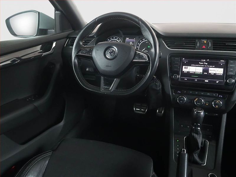 Škoda Octavia (2015) RS 2.0 TDI, Automat, Kůže - fotka 7 z 16