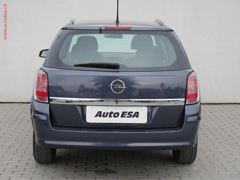 Opel Astra (2007) 1.7 CDTi, AC, STK4/28 - fotka 5 z 15