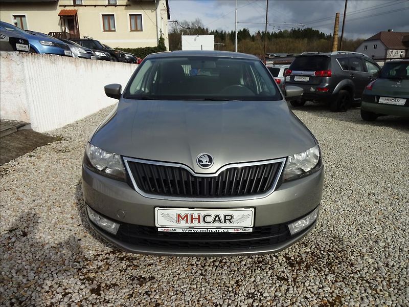 Škoda Rapid 1.2TSI 66kW - fotka 2 z 46