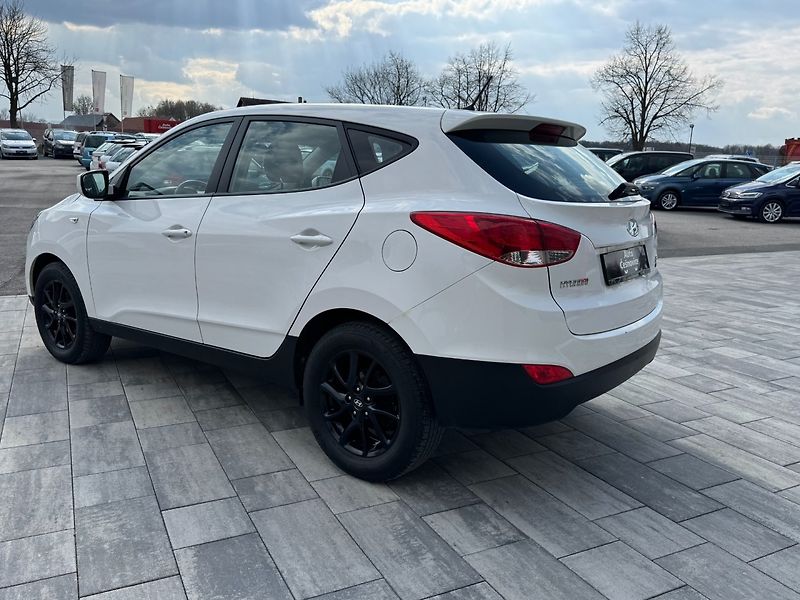 Hyundai ix35 (2012) 1,7 Crdi 85 KW - fotka 7 z 32