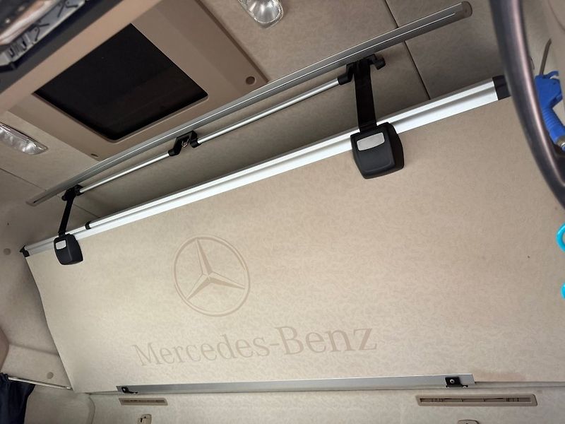 Mercedes-Benz 1842 Actros EURO 6 MEGA/lowdec - fotka 17 z 20