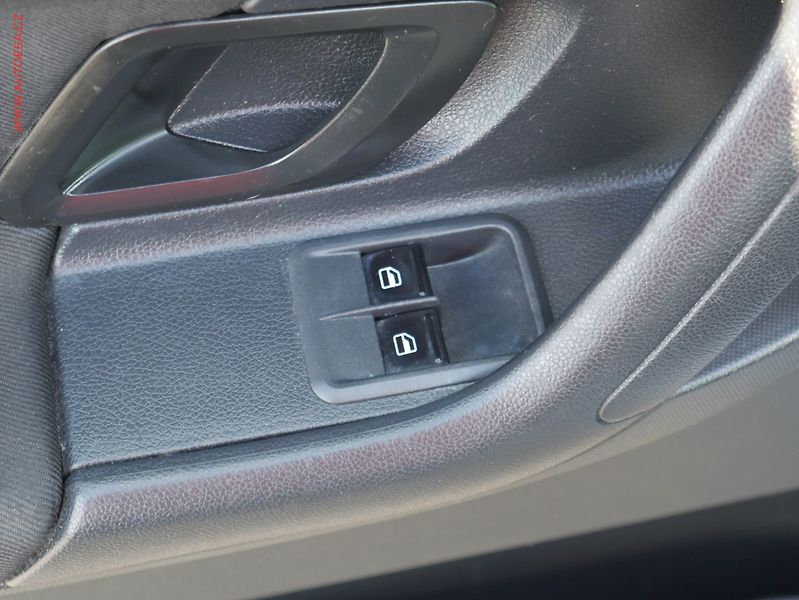 Škoda Fabia (2014) 1.2 TSI, ČR, AC, el. výbava - fotka 11 z 14