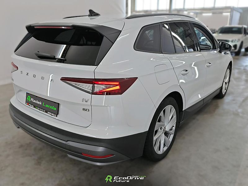 Škoda Enyaq (2021) Kamera | Tažné | Navigace - fotka 5 z 13