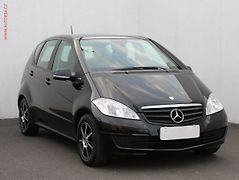 Mercedes-Benz Třídy A (2011) 1.5i A160, Výhřev sed, +kola - fotografie inzerátu
