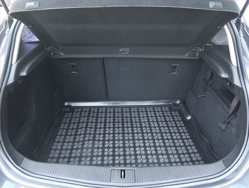 Opel Astra (2014) 1.6 T, Xenony, Tempomat - fotka 14 z 17