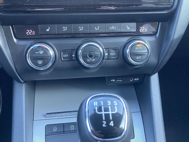 Škoda Octavia (2015) III. 1.6 TDI, Navigace - fotka 22 z 34