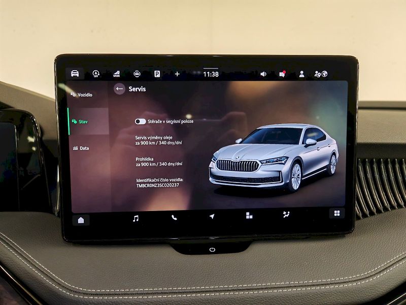 Škoda Superb (2024) 2.0 TDI 142 kW DSG 4x4 L&K - fotka 18 z 32