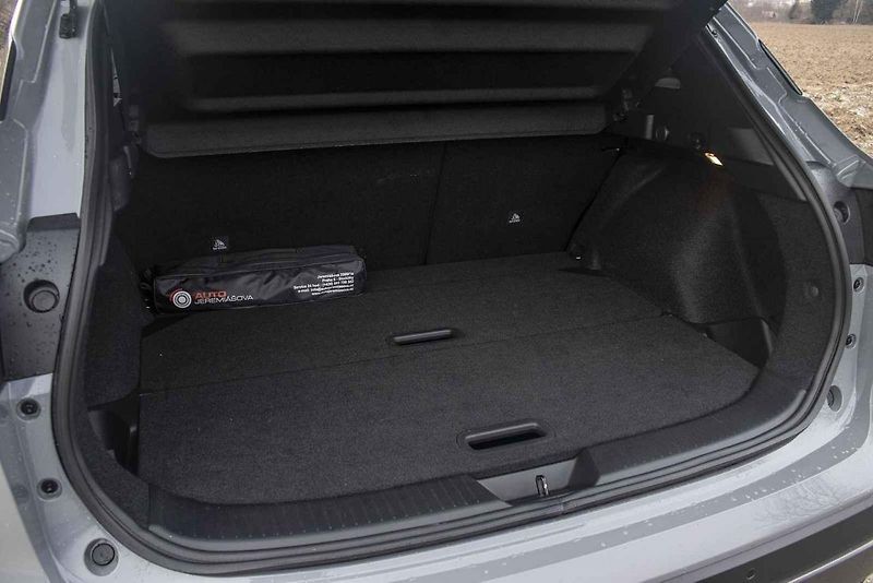 Kdysi byl ve svém segmentu jeden z mála, dnes si musí Nissan Qashqai poradit s početnou konkurencí.
