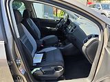 Volkswagen Golf Plus 2.0 TDI Life TZ - náhled 14