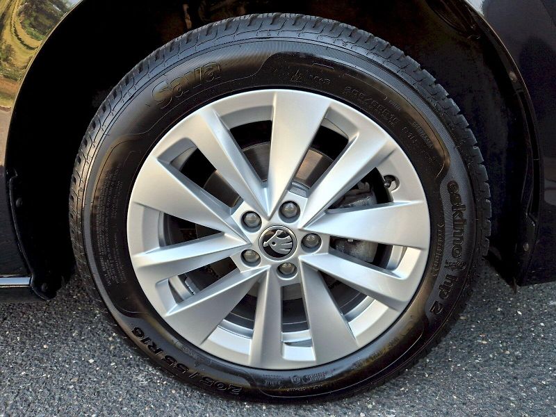 Škoda Scala (2023) Style DSG 1,5TSi 110kW - fotka 33 z 33