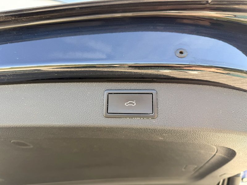 Škoda Kodiaq (2023) L K 2,0 TDI 4x4 147 kW  7 Auto - fotka 12 z 34