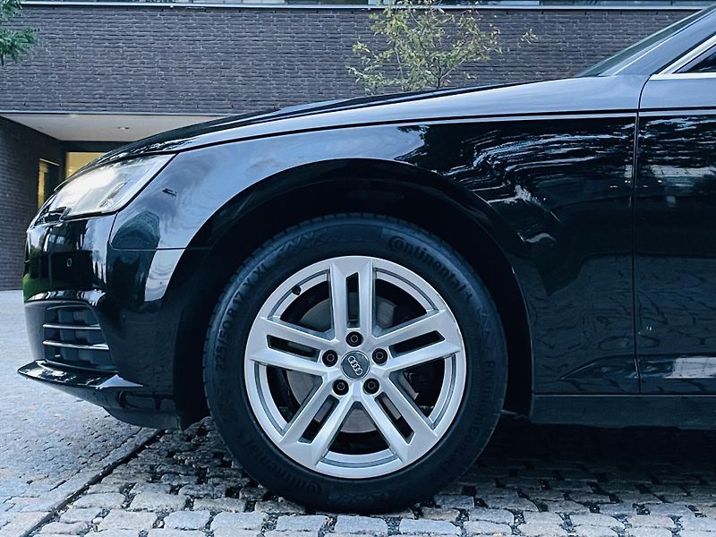 Audi A4 1.4TFSI MAN 1MAJITEL TAŽNÉ LED - fotka 44 z 44