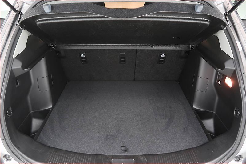 Suzuki SX4 S-Cross (2023) 1.4 BoosterJet - fotka 13 z 15
