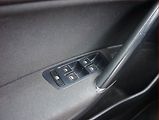 Volkswagen Golf (2014) Comfortline 1.2 TSI, Navi - náhled 17