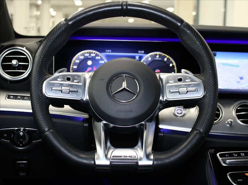 Mercedes-Benz Třídy E E63s 612k.4M 65 780km.DPH   4, - fotka 9 z 45