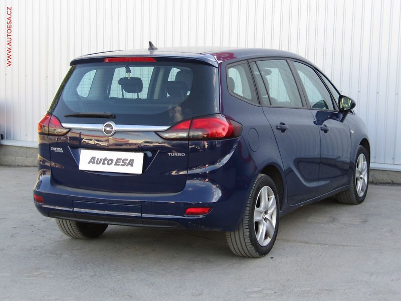 Opel Zafira (2016) 1.4 i, ČR, servis.kniha - fotka 4 z 18