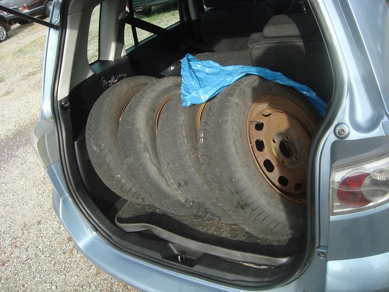 Mazda 2 (2006)  1,4D  - fotka 6 z 18