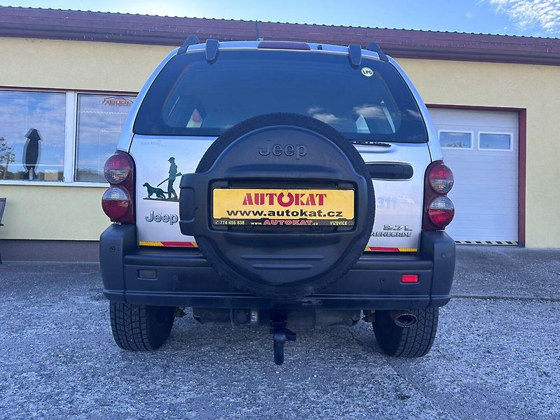 Jeep Cherokee (2005) Renegade 3.7i LPG/4x4/Tažné - fotka 4 z 29