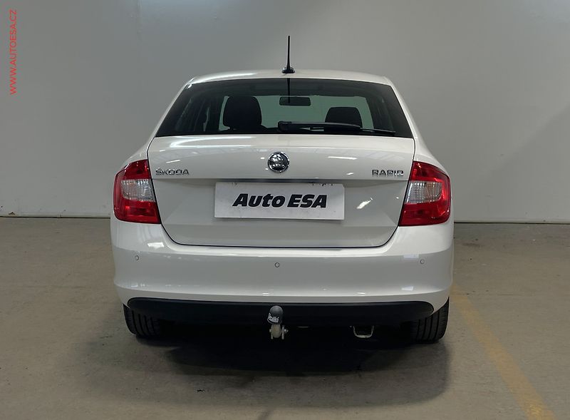 Škoda Rapid (2013) 1.2 TSi, ČR, Ambition, navi - fotka 5 z 15