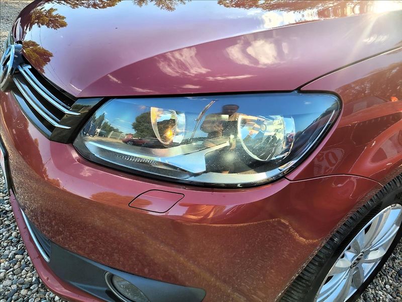 Volkswagen Touran 2,0 Rezervace!,dsg,Highline,ků - fotka 41 z 44