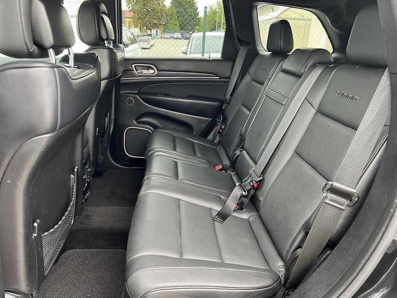 Jeep Grand Cherokee 3.0CRD SUMMIT AUTOMAT KŮŽE - fotka 30 z 47