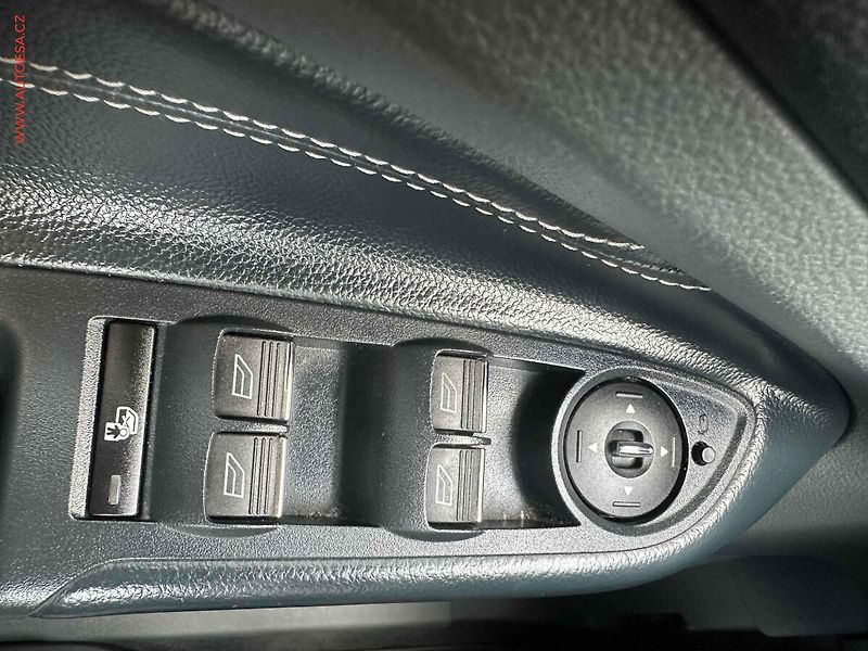 Ford Grand C-MAX (2013) 1.6TDCi, Navi, AC - fotka 16 z 17