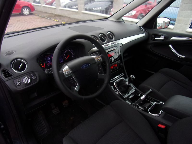 Ford Galaxy (2011) 2,0TDCi AC HF TEMP TAŽNÉ - fotka 28 z 34