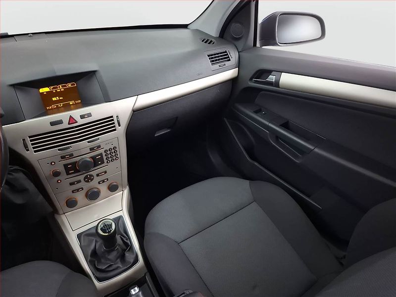 Opel Astra (2007) 1.7 CDTI, nová STK, Tažné - fotka 8 z 15