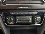 Škoda Superb (2010) 1.4 TSI, Navi, Xenony - náhled 22