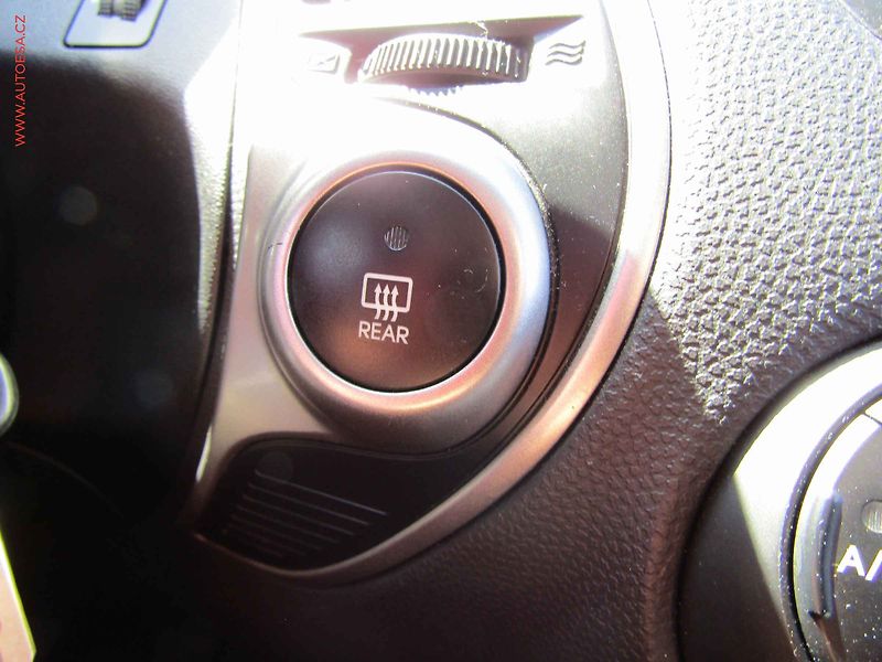 Hyundai ix35 (2012) 2.0CRDi 4x4, ČR, Výhř.sed. - fotka 22 z 22