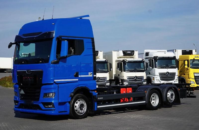 MAN TGX (2024) 26.480 6x2 BDF EURO 6 - fotka 2 z 14