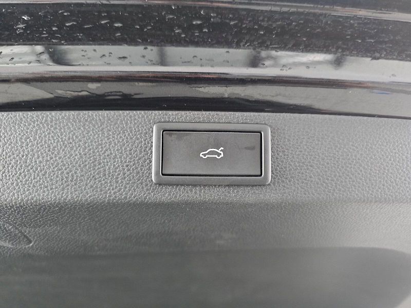 Škoda Karoq (2025) 1.5TSi 110kW DSG TOP SELECTION - fotka 30 z 31