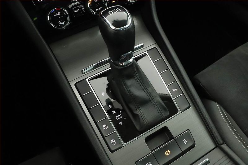 Škoda Superb (2021) Style 2.0 TDI - fotka 14 z 21