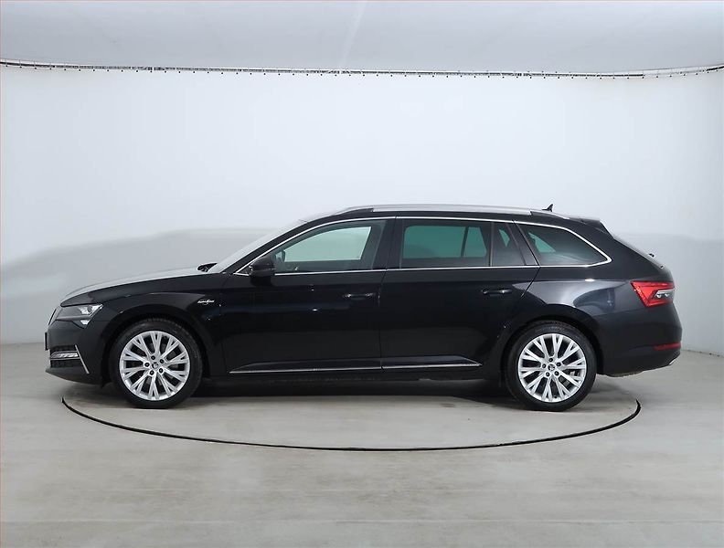 Škoda Superb (2024) Laurin&Klement 2.0 TDI - fotka 3 z 23