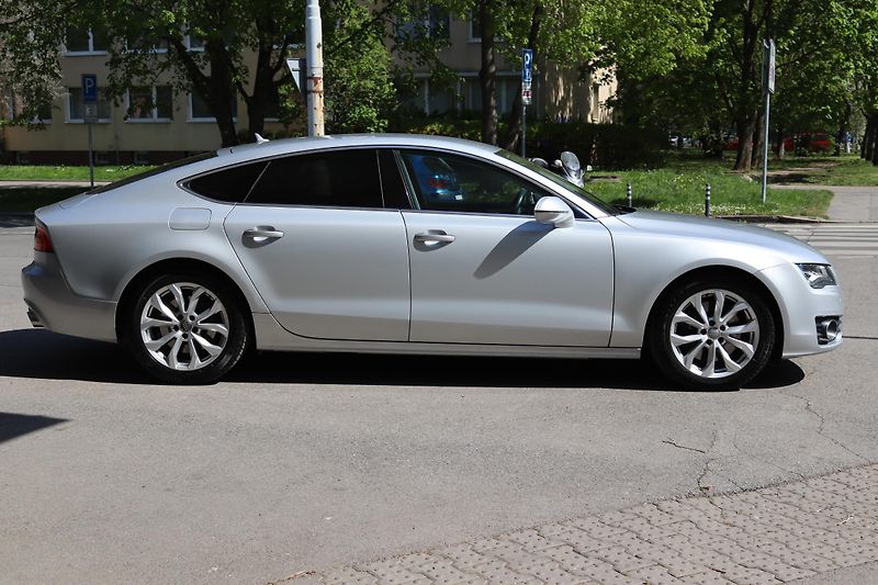 Audi A7 3.0TDI V6 QUATTRO 180kW DPH - fotka 9 z 50