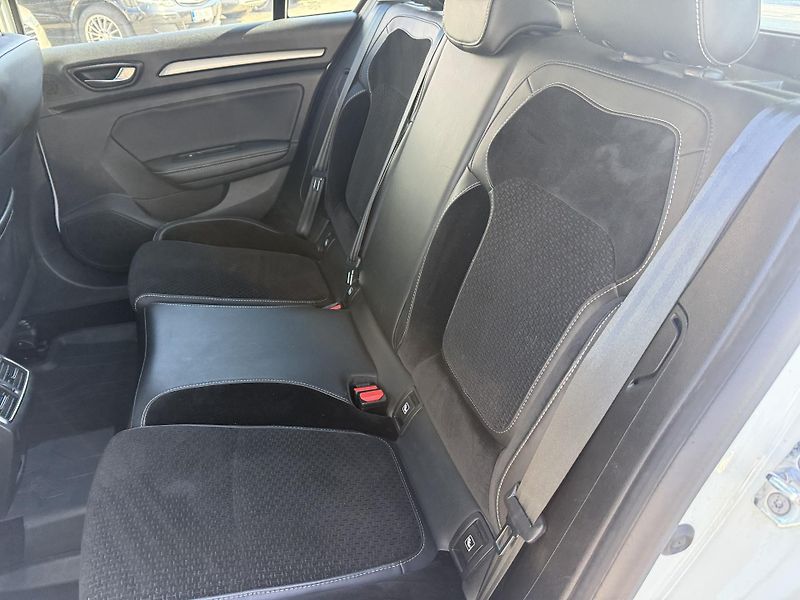 Renault Mégane 1.5 DCi 1.majitel CZ - fotka 28 z 30