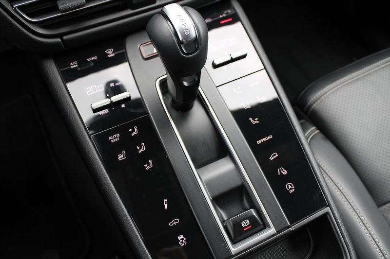Porsche Macan 2,9 V6  S,1MAJ,DPH,SPORT+CHRON - fotka 26 z 50
