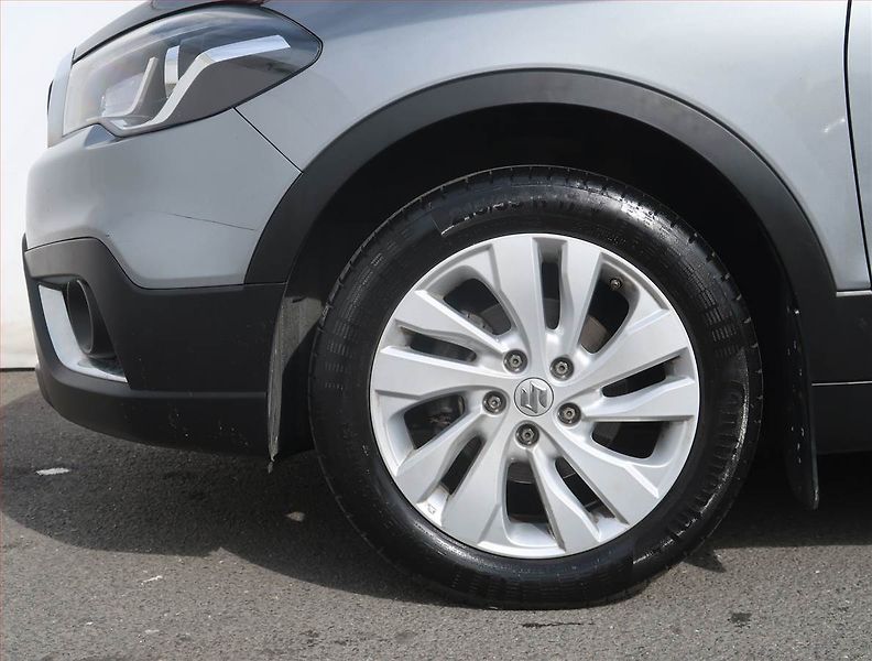 Suzuki SX4 S-Cross (2018) 1.0 BoosterJet, 4X4 - fotka 14 z 22