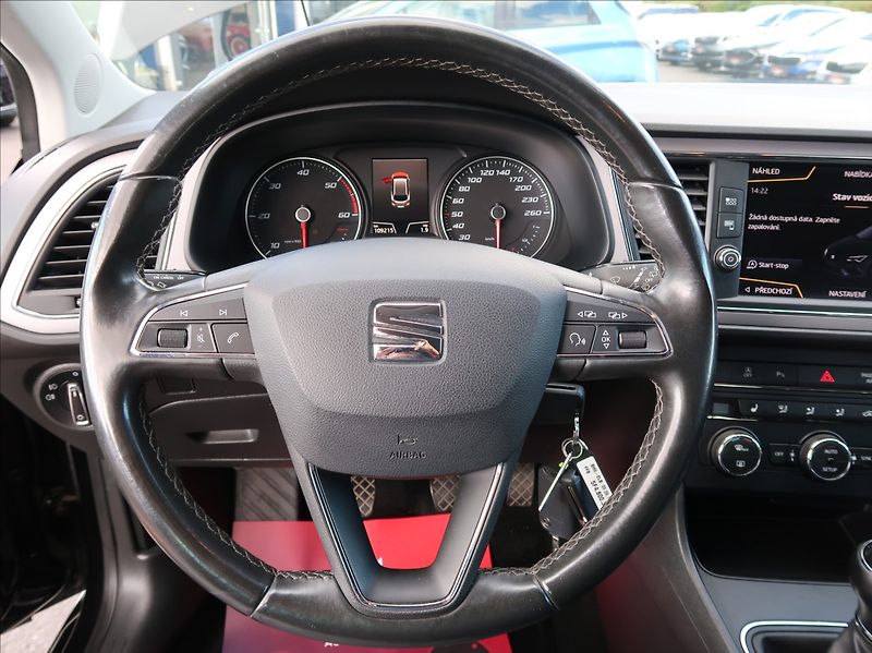 Seat Leon 1,6 TDi,85kW,Navi,tempomat - fotka 16 z 26