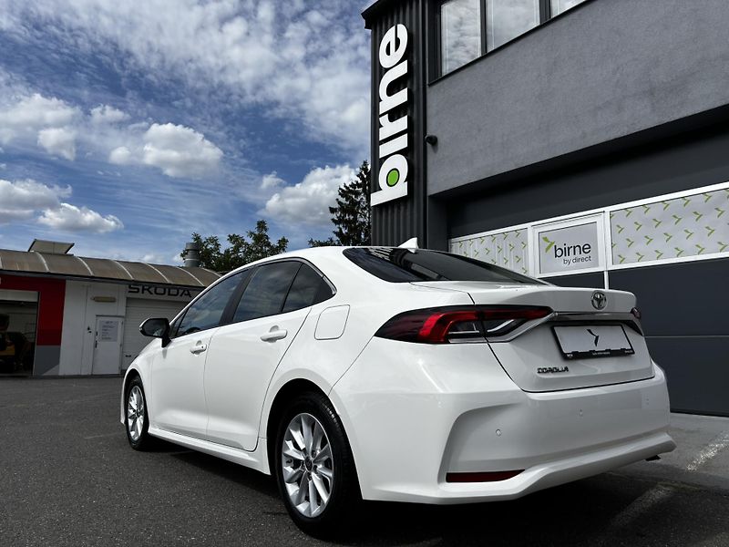 Toyota Corolla (2023) Sedan Comfort 1.5 (92 kW) AUT - fotka 4 z 14